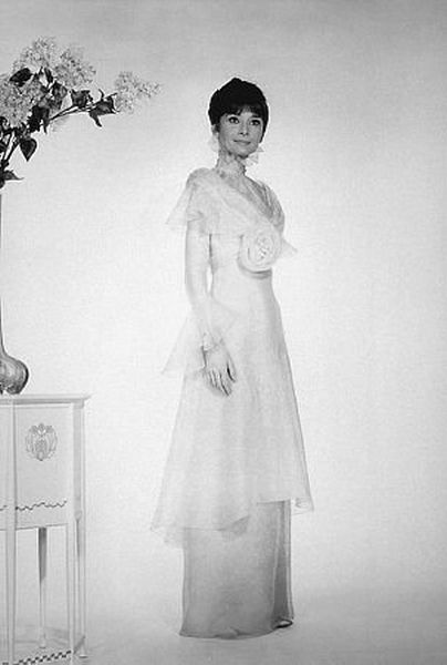 33-1041 Audrey Hepburn "My Fair Lady" Warner Brothers 1964