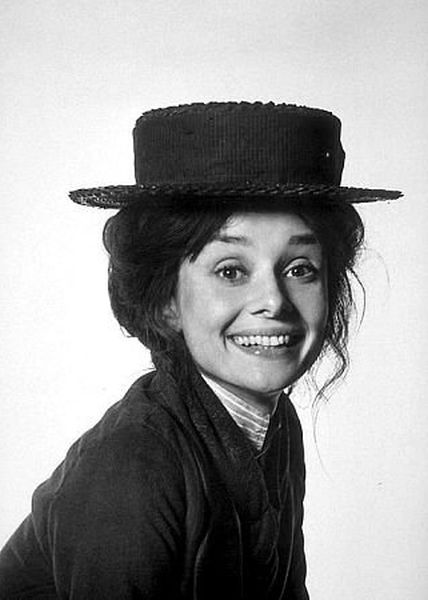 33-200 Audrey Hepburn "My Fair Lady" 1964 Warner Brothers