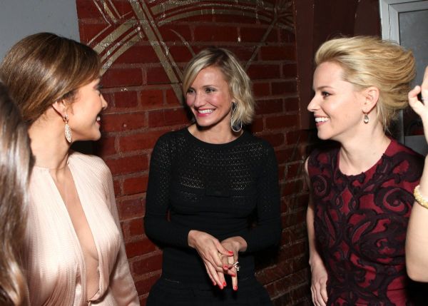 Cameron Diaz, Jennifer Lopez and Elizabeth Banks at event of What to Expect When You're Expecting