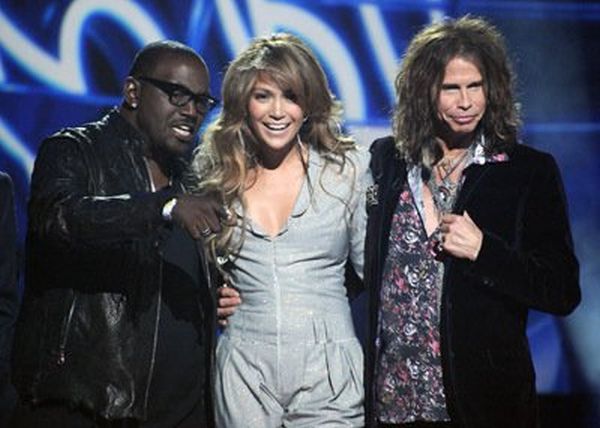 Jennifer Lopez, Steven Tyler and Randy Jackson at event of American Idol