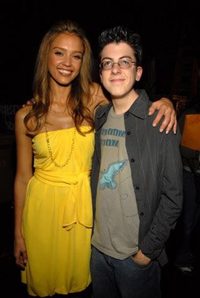 Jessica Alba and Christopher Mintz-Plasse