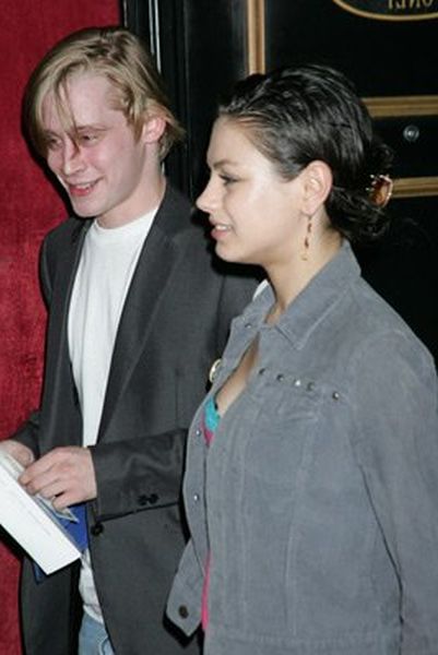 Macaulay Culkin and Mila Kunis at event of Fahrenheit 9/11
