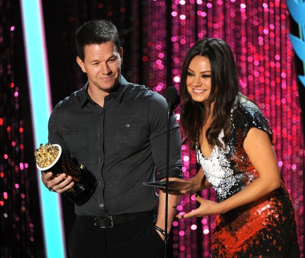 Mark Wahlberg and Mila Kunis at event of 2012 MTV Movie Awards
