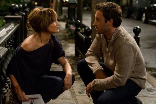 Still of Jennifer Lopez and Alex O'Loughlin in The Back-up Plan
