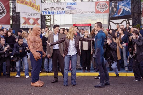 Still of Jessica Alba, Michael Chiklis, Chris Evans and Ioan Gruffudd in Fantastic Four
