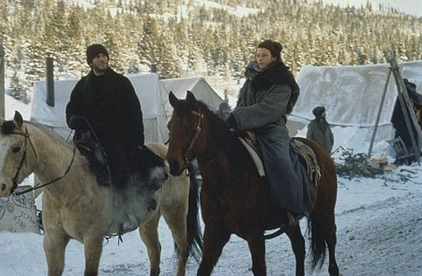 Still of Milla Jovovich and Wes Bentley in The Claim