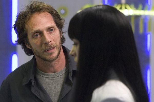 Still of Milla Jovovich and William Fichtner in Ultraviolet