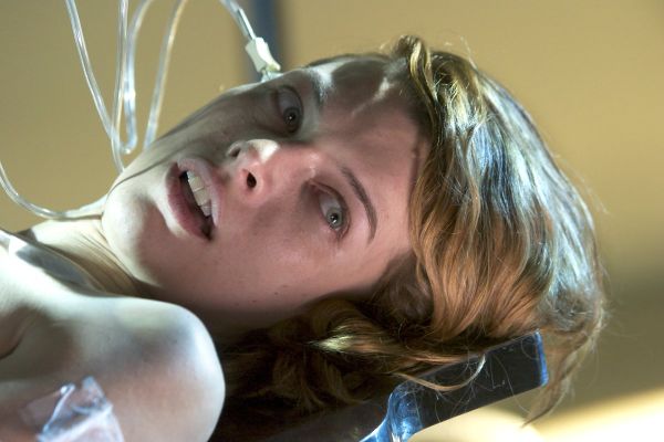 Still of Milla Jovovich in Resident Evil: Apocalypse