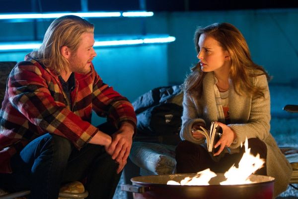 Still of Natalie Portman and Chris Hemsworth in Thor