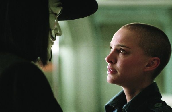 Still of Natalie Portman and Hugo Weaving in V for Vendetta