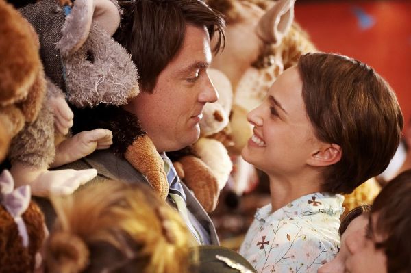 Still of Natalie Portman and Jason Bateman in Mr. Magorium's Wonder Emporium