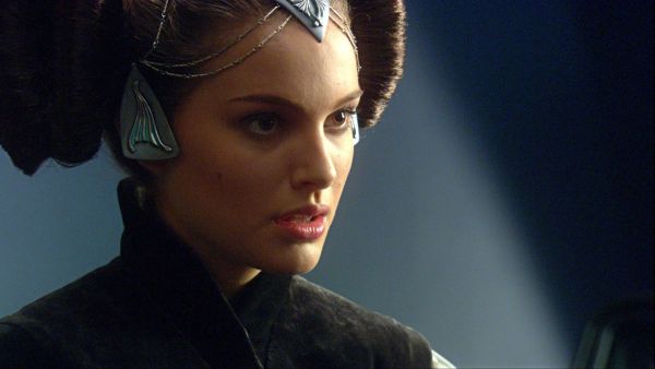 Still of Natalie Portman in Star Wars: Episode II - Attack of the Clones