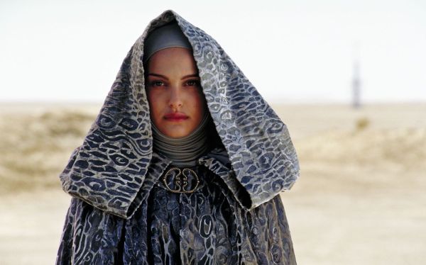 Still of Natalie Portman in Star Wars: Episode II - Attack of the Clones