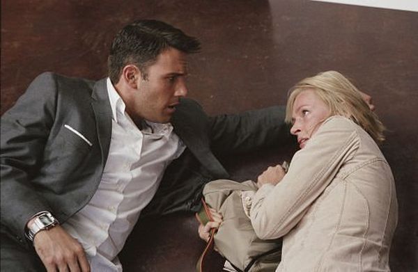Still of Uma Thurman and Ben Affleck in Paycheck