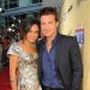 Jason Bateman and Mila Kunis at event of Extract