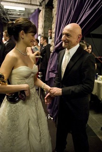 Academy AwardÂ¨-winner Penelope Cruz (right) with presenter Sir Ben Kingsley backstage at the 81st Academy AwardsÂ¨ are presented live on the ABC Television network from The Kodak Theatre in Hollywood, CA, Sunday, February 22, 2009.