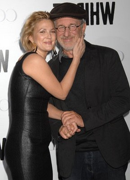 Drew Barrymore and Steven Spielberg at event of Whip It