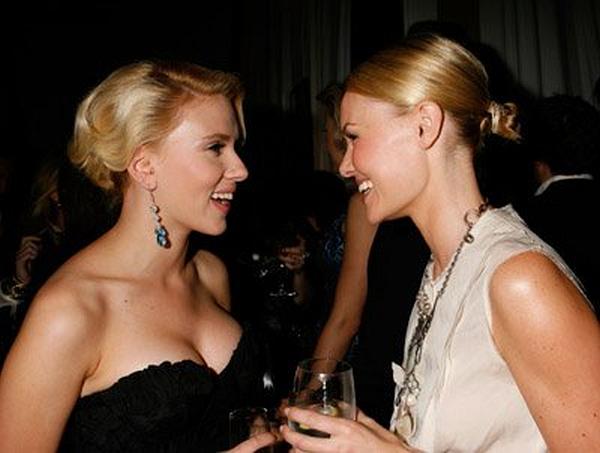 Kate Bosworth and Scarlett Johansson