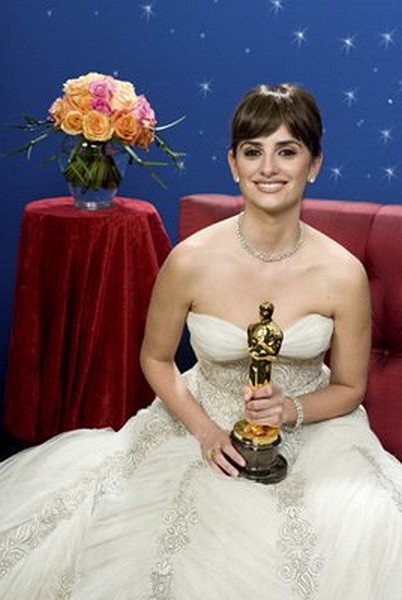 OscarÂ¨ Winner Penelope Cruz backstage during the live ABC Telecast of the 81st Annual Academy AwardsÂ¨ from the Kodak Theatre, in Hollywood, CA Sunday, February 22, 2009.