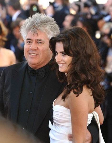 Pedro Almodóvar and Penélope Cruz at event of Marie Antoinette