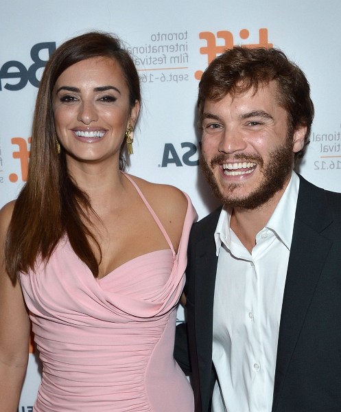 Penélope Cruz and Emile Hirsch at event of Twice Born