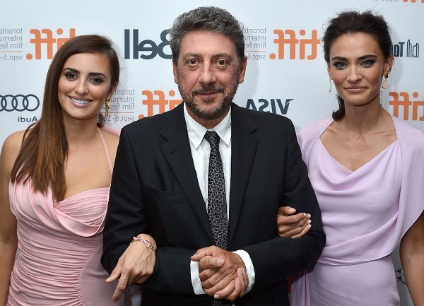 Penélope Cruz, Sergio Castellitto and Saadet Aksoy at event of Twice Born