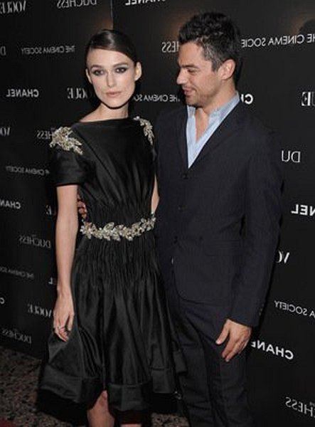 Ralph Fiennes, Keira Knightley and Dominic Cooper at event of The Duchess