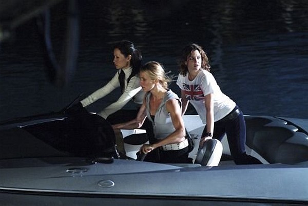 Still of Drew Barrymore, Cameron Diaz and Lucy Liu in Charlie's Angels: Full Throttle