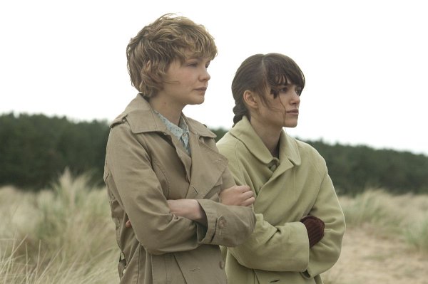 Still of Geoffrey Rush, Mackenzie Crook, Naomie Harris and Keira Knightley in Pirates of the Caribbean: At World's End