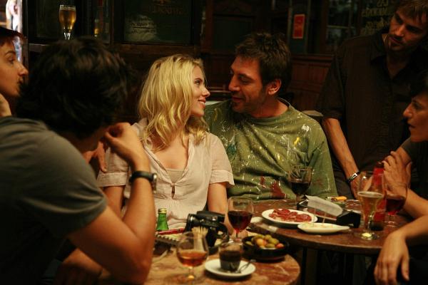 Still of Javier Bardem and Scarlett Johansson in Vicky Cristina Barcelona