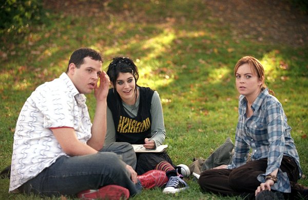 Still of Lizzy Caplan, Daniel Franzese and Lindsay Lohan in Mean Girls