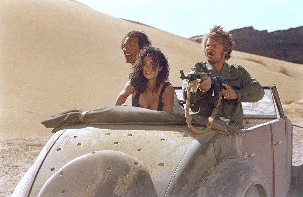Still of Matthew McConaughey, Steve Zahn and Penélope Cruz in Sahara