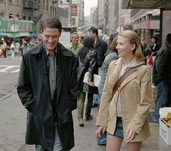 Still of Topher Grace and Scarlett Johansson in In Good Company
