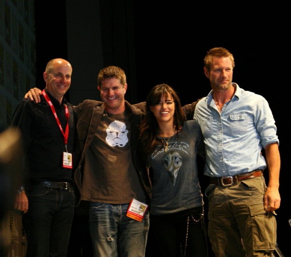 Photo: Aaron Eckhart and Michelle Rodriguez at event of Battle Los Angeles