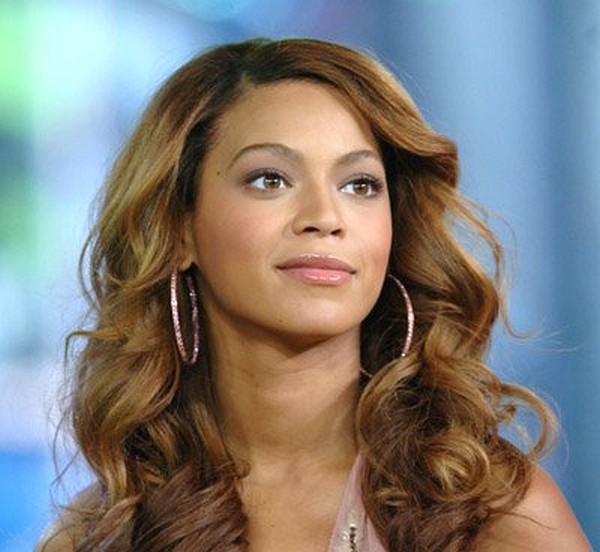 Beyoncé Knowles at event of Total Request Live