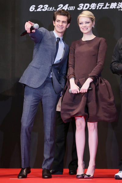 Emma Stone and Andrew Garfield at event of The Amazing Spider-Man