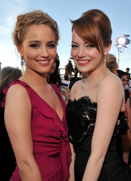 Emma Stone and Dianna Agron