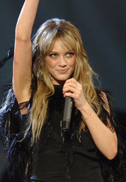 Photo: Hilary Duff at event of 2005 American Music Awards