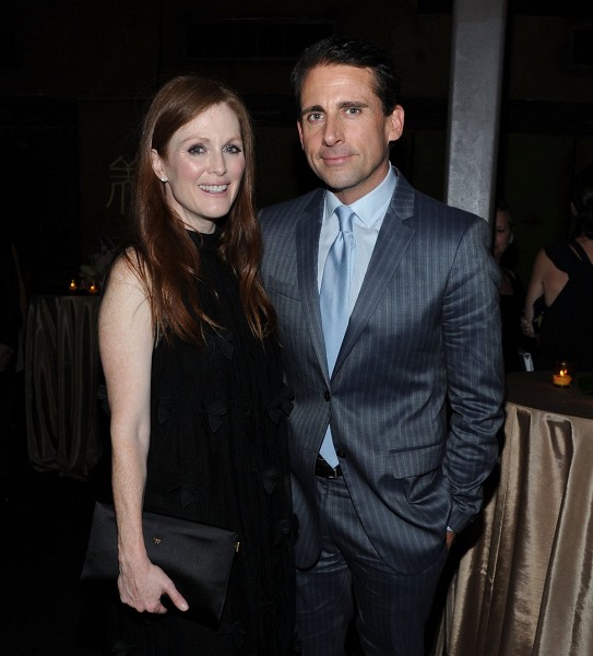 Julianne Moore and Steve Carell at event of Crazy, Stupid, Love.