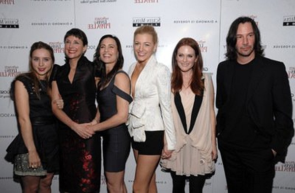 Julianne Moore, Keanu Reeves, Robin Wright, Blake Lively, Rebecca Miller and Zoe Kazan at event of The Private Lives of Pippa Lee