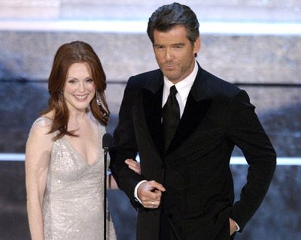 Pierce Brosnan and Julianne Moore
