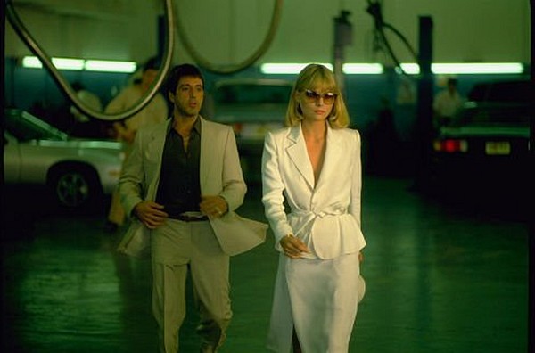 Still of Al Pacino, Michelle Pfeiffer, F. Murray Abraham and Robert Loggia in Scarface