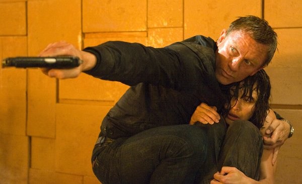 Still of Daniel Craig and Olga Kurylenko in Quantum of Solace