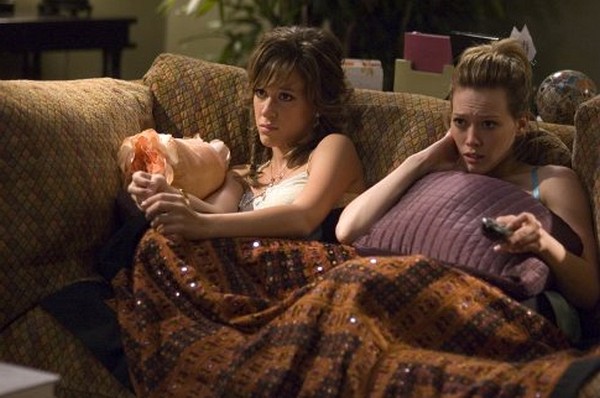 Photo: Still of Haylie Duff and Hilary Duff in Material Girls