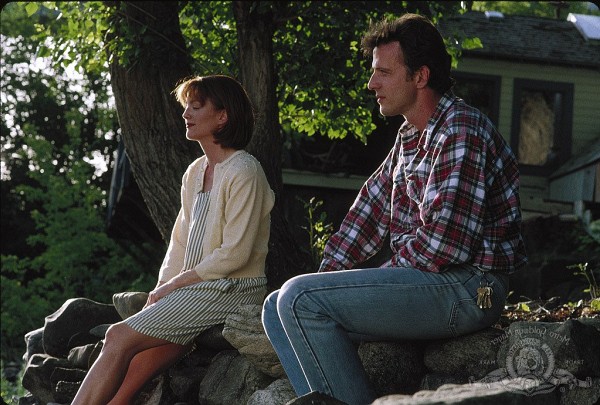 Still of Julianne Moore and Aidan Quinn in Benny & Joon