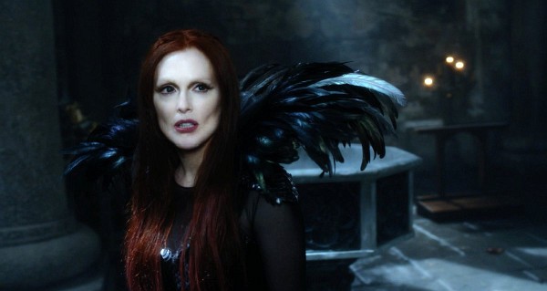 Still of Julianne Moore in Seventh Son