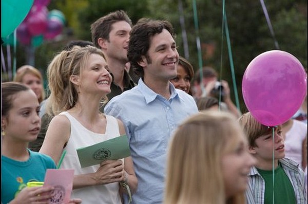 Still of Michelle Pfeiffer and Paul Rudd in I Could Never Be Your Woman
