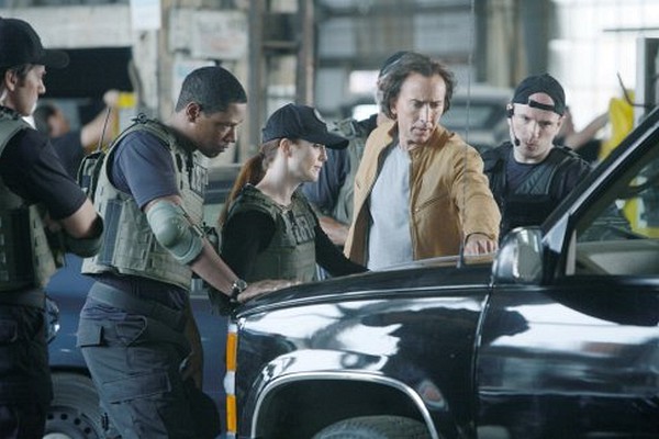 Still of Nicolas Cage and Julianne Moore in Next