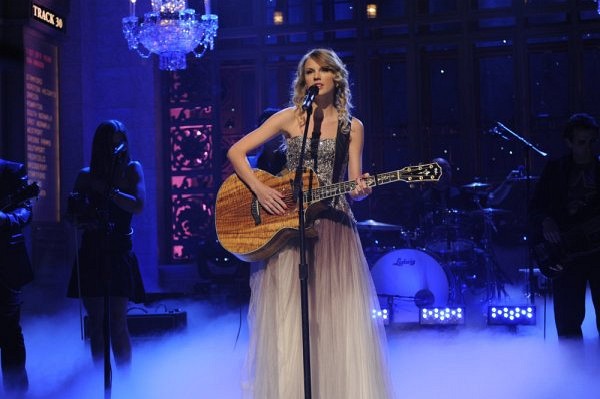 Still of Taylor Swift in Saturday Night Live