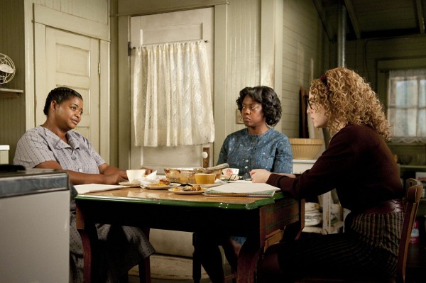Still of Viola Davis, Octavia Spencer and Emma Stone in The Help